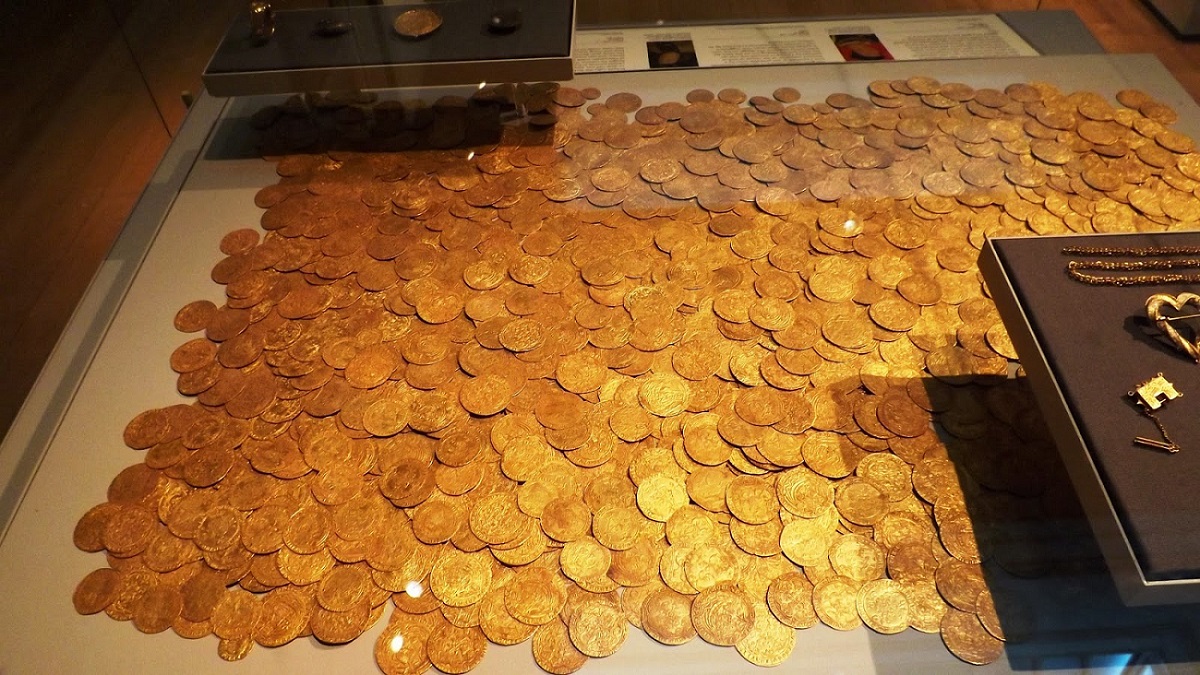 britishmuseum_medieval_coins.jpg