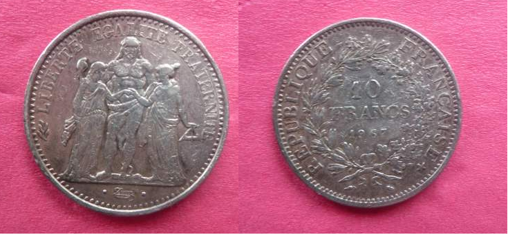 10 francs.png